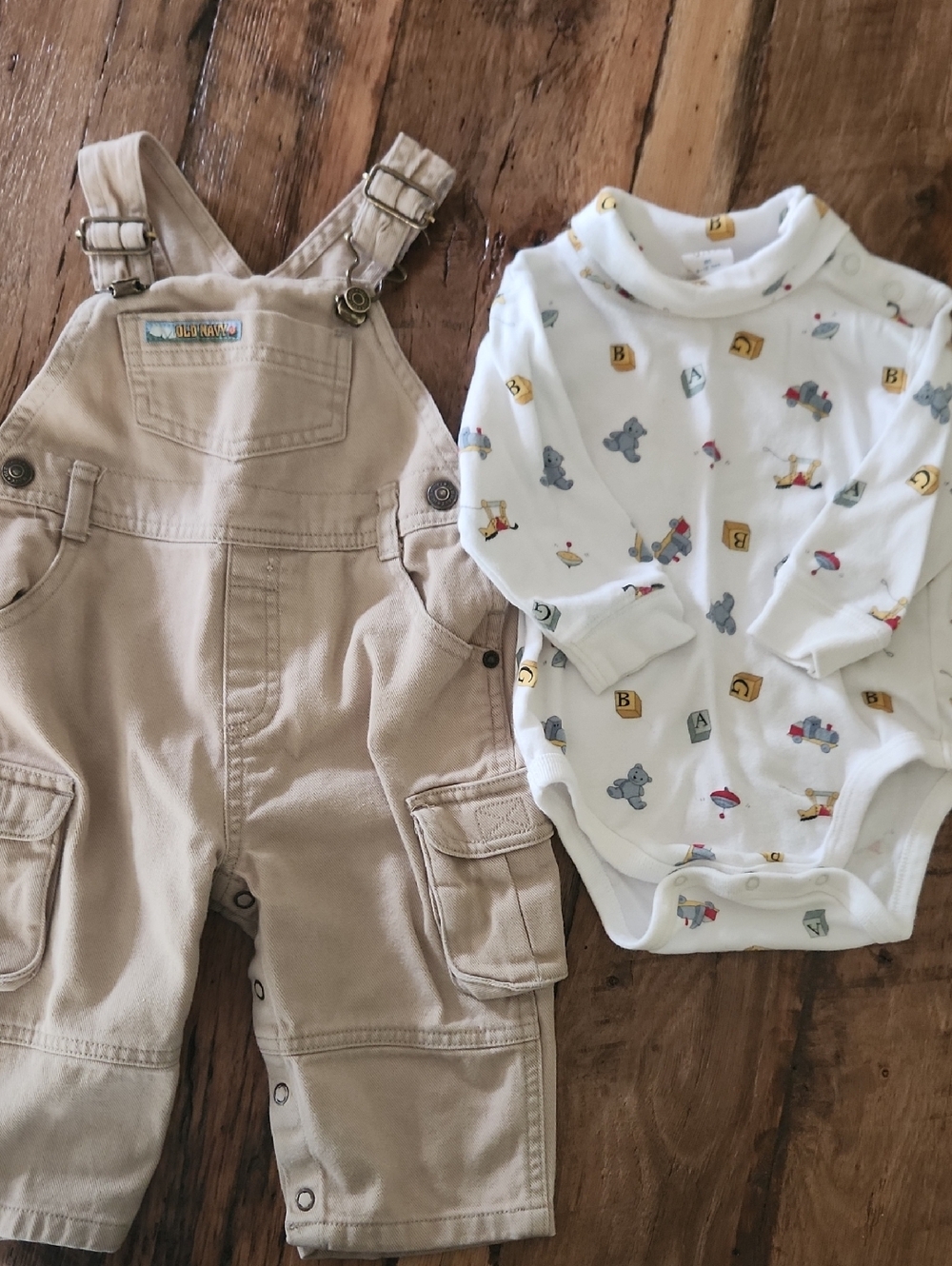 Old Navy Beige Kids Overalls - Cargo Style & Baby GAP Printed Onesie 6-12 mos